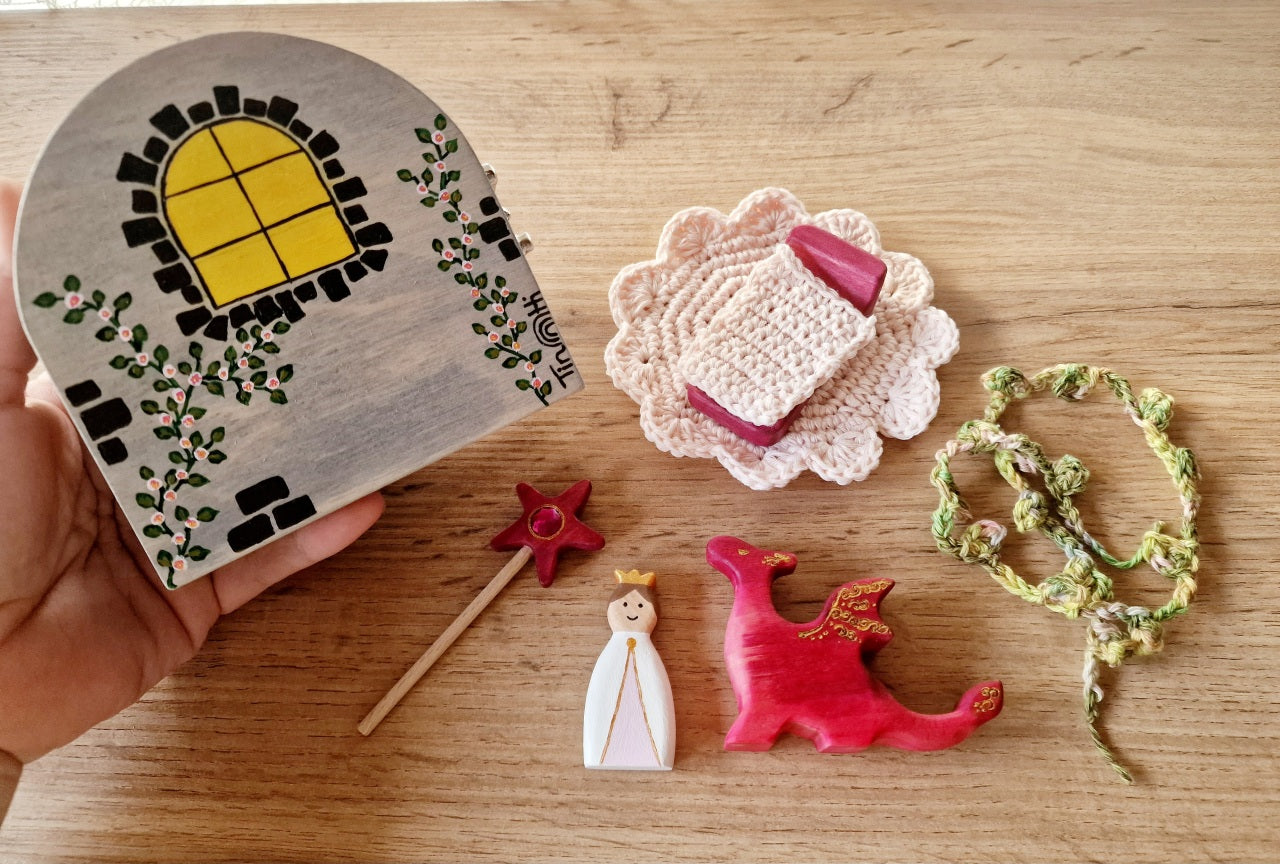 Prinzessin im Schloss Holzspielzeug